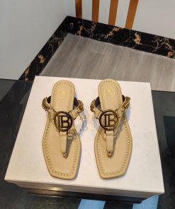 Out, Balmain 2024 Spring/Summer Fashion Show Original Metal Buckle Chain Flat SlippersBrand kfhgr47a