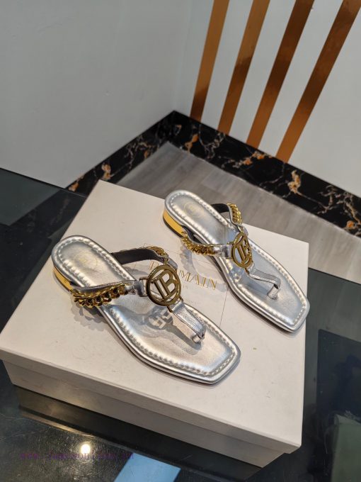 Out, Balmain 2024 Spring/Summer Fashion Show Original Metal Buckle Chain Flat SlippersBrand cuwf7v0o - Image 3
