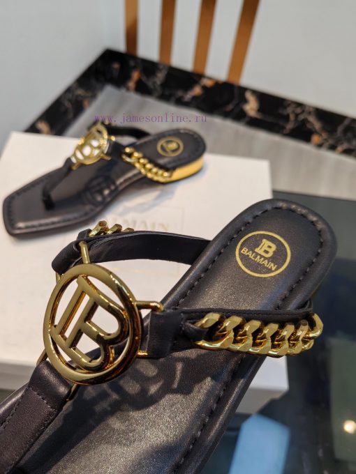 Out, Balmain 2024 Spring/Summer Fashion Show Original Metal Buckle Chain Flat SlippersBrand juiwdkma - Image 5