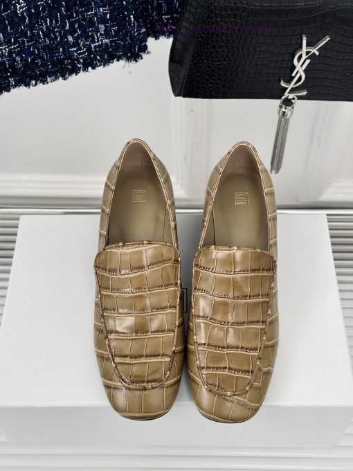 Toteme 24S Classic Coarse Heel loafersMinimalist style, retro yet sophisticatedSimple and eldy5uo854 - Image 5