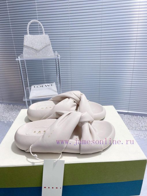 Marni 24 Spring/Summer New Sheepskin Cross SlippersThe fabric and foot pads are all made of is8q1paz - Image 6