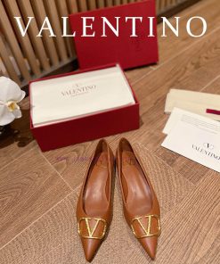 Valentino VT Valentino Purchasing LevelThe new season's Warren Four Seasons single shoes featwkp4geg