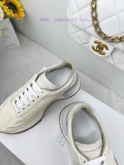 Maison Margiela mm6 Put it on, take the steps of your life, accompany it, and embark on a di42acfccm - Image 8