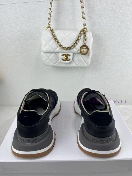 Maison Margiela mm6 Put it on, take the steps of your life, accompany it, and embark on a dio44w0pgp - Image 9