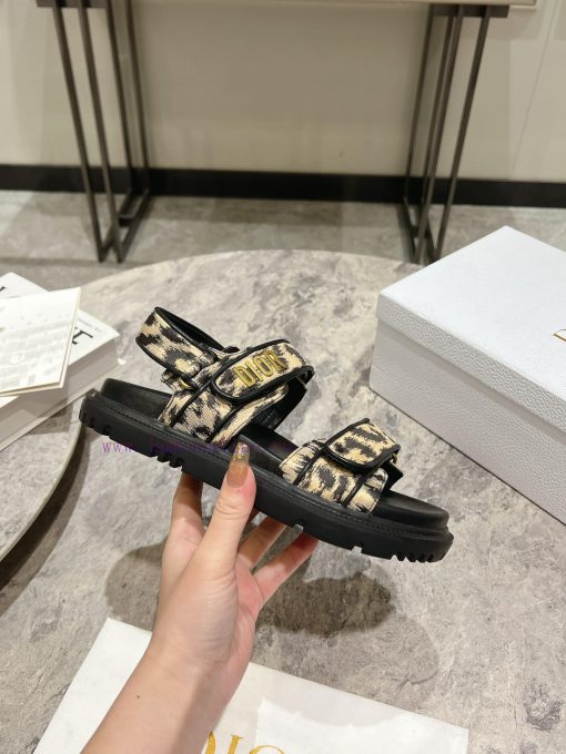 Classic upgrade with 2024 new color scheme Dior classic Velcro sandals and slippers series ozl3w8qxv - Image 7