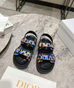 Classic upgrade with 2024 new color scheme Dior classic Velcro sandals and slippers series o5vbs6el6