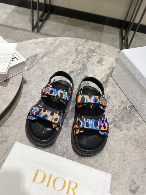 Classic upgrade with 2024 new color scheme Dior classic Velcro sandals and slippers series o5vbs6el6