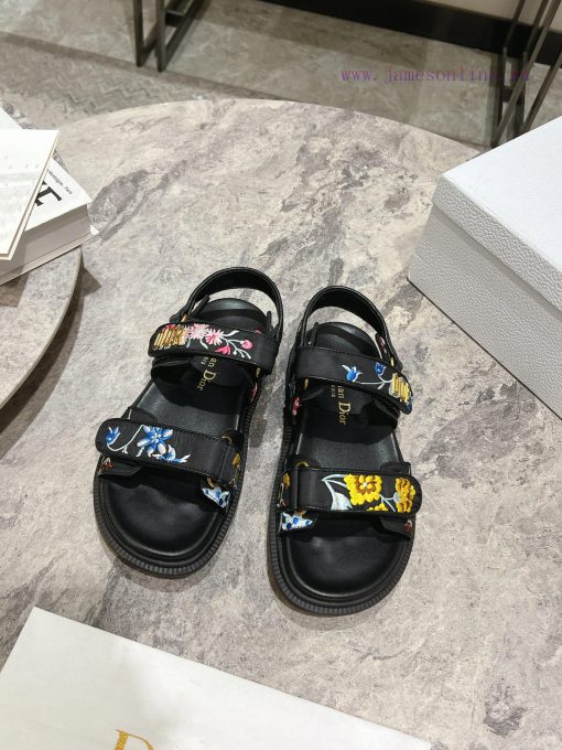 Classic upgrade with 2024 new color scheme Dior classic Velcro sandals and slippers series ot44apor5