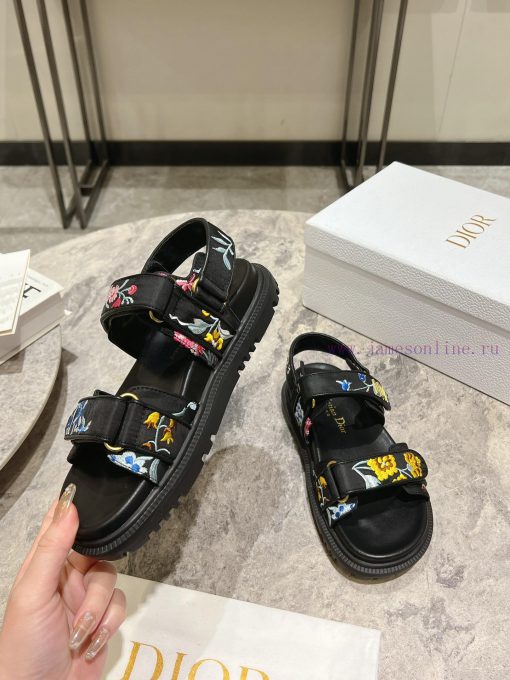 Classic upgrade with 2024 new color scheme Dior classic Velcro sandals and slippers series ot44apor5 - Image 5
