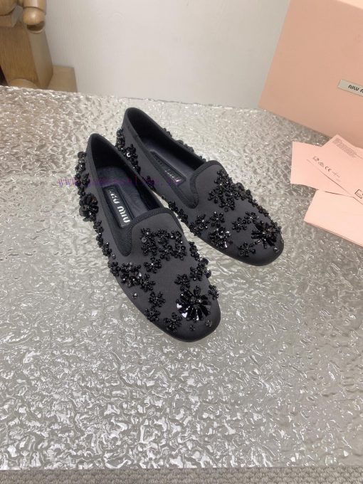 High quality Miumiu Spring/Summer 2024 Fashion Show Embroidered Flower Beads Le Fu Shoes/Sli58d74jkd - Image 8