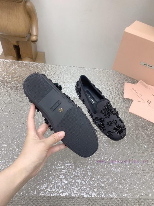 High quality Miumiu Spring/Summer 2024 Fashion Show Embroidered Flower Beads Le Fu Shoes/Sli58d74jkd - Image 10