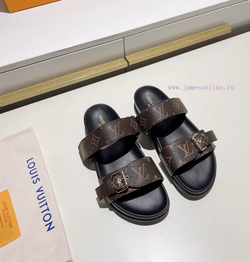 Louis Vuitton's multi colored optional new slippers are on the market, with 11 high-end cust0i5amcwi