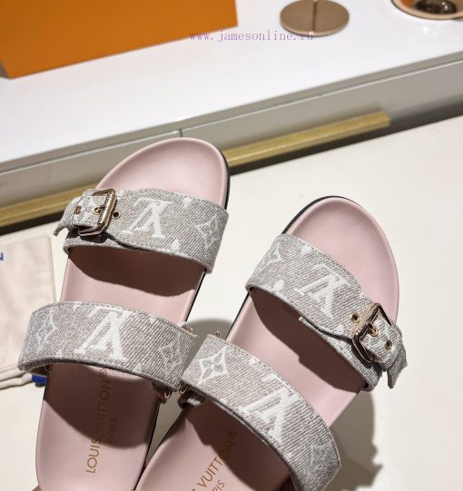 Louis Vuitton's multi colored optional new slippers are on the market, with 11 high-end custu4llzj1c - Image 8