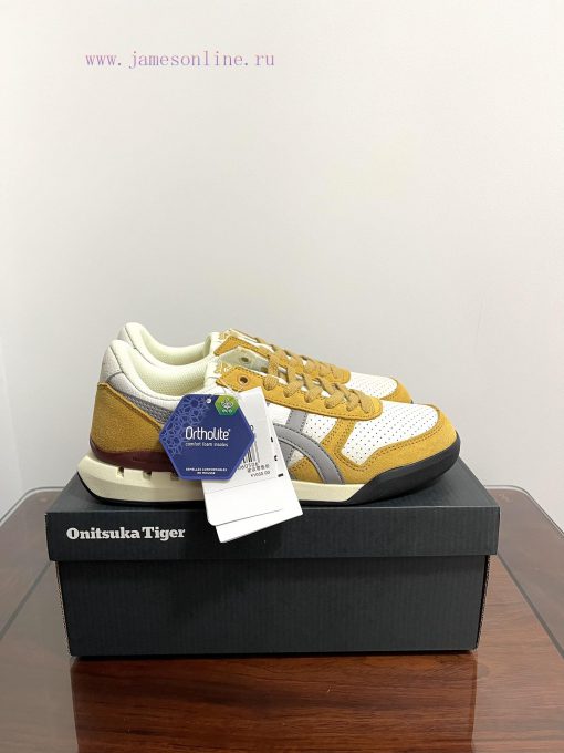 Real shot Onitsuka Tiger UItimate 81 EX low cut yellow and white. Onitsuka Tiger embodies thb7ojrm0a - Image 3