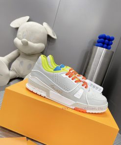 Men's limited edition low top sports shoes with leather sole and TPU mold cost of 20000 yuan4og54znb