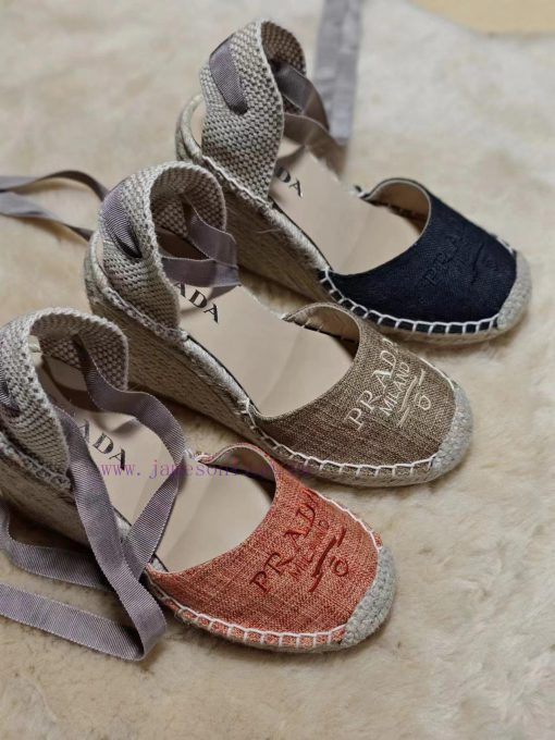 Prada 24 Spring/Summer New Collection, Embroidered Fabric+Hand Woven, Sheepskin Inner, Sizesqwdoc3sw - Image 2