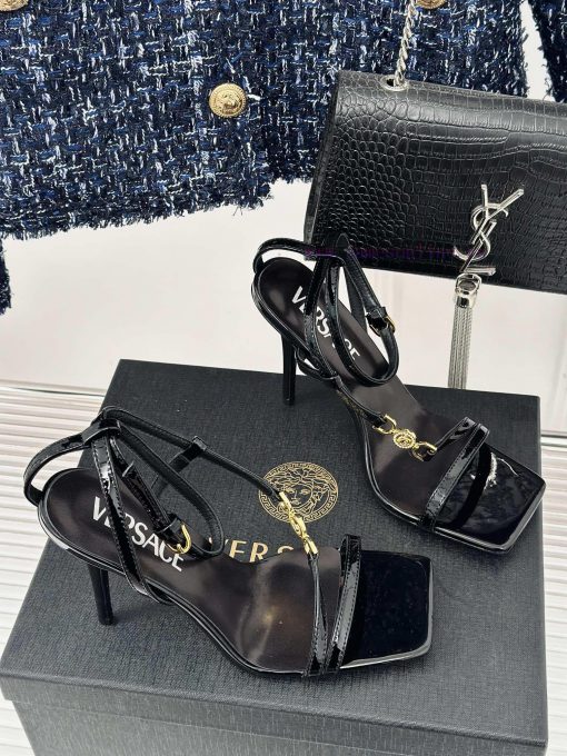Versace | Versace 24S Spring/Summer New ProductMetal beauty head high-heeled sandalsThe shoext5rkdmh - Image 4