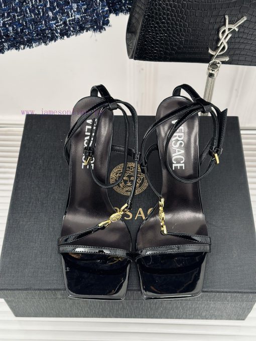 Versace | Versace 24S Spring/Summer New ProductMetal beauty head high-heeled sandalsThe shoext5rkdmh - Image 5