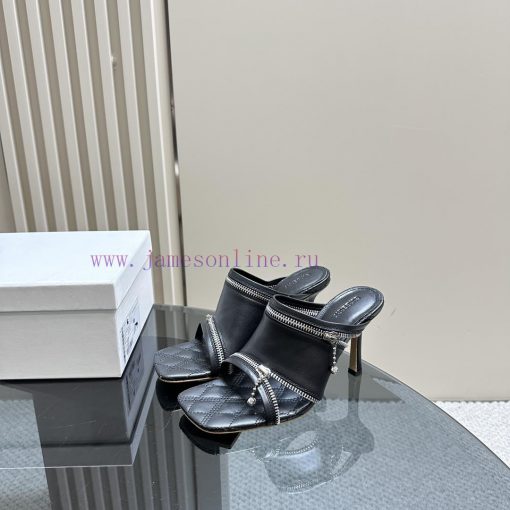 BURBERRY | SS24 Women's New SandalsShoe upper sandals, made of glossy leather fabric and feasenwg7c2 - Image 2