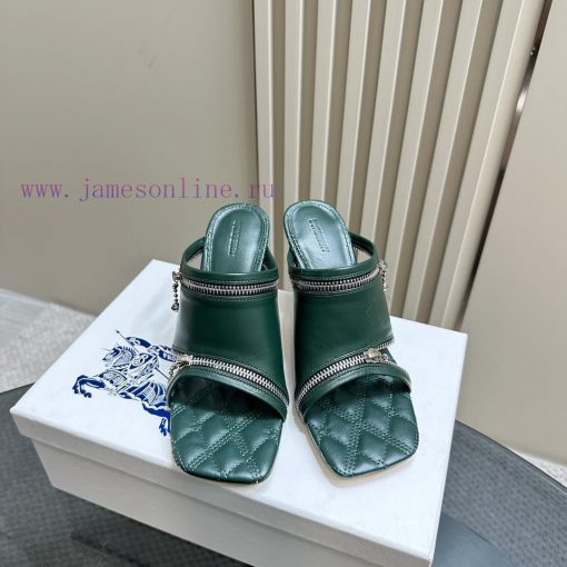 BURBERRY | SS24 Women's New SandalsShoe upper sandals, made of glossy leather fabric and feava7d1yrp - Image 4