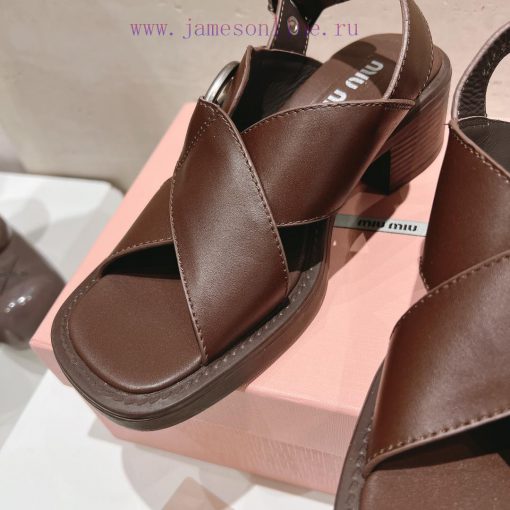 Top tierMiu Miu2024 popular thick heel sandalsThe Miu in the market is really girly, even wimeop9pml - Image 8