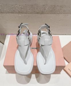 Top tierMiu Miu2024 popular thick heel sandalsThe Miu in the market is really girlish, with w7gepwpg