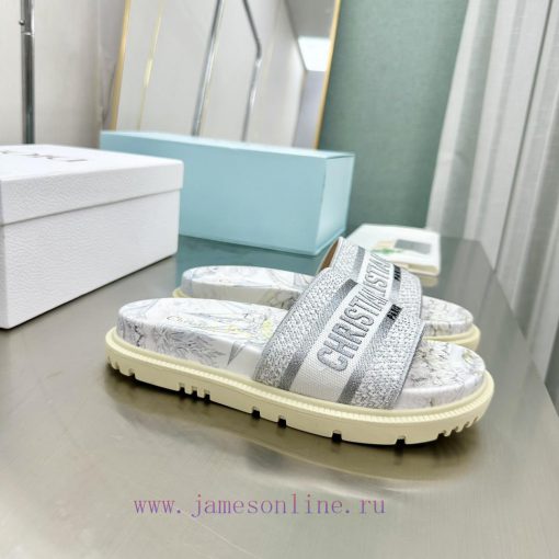 Dior - Dior 2024 Early Spring New Reverse Thick Bottom Jelly Color Women's SandalsCD letter zqu783dm - Image 2