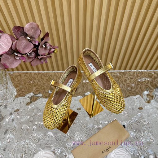Most net surface hot drillingALAIA | French high-end first tier high-end brandAzzedine Alaiavy3xaztd