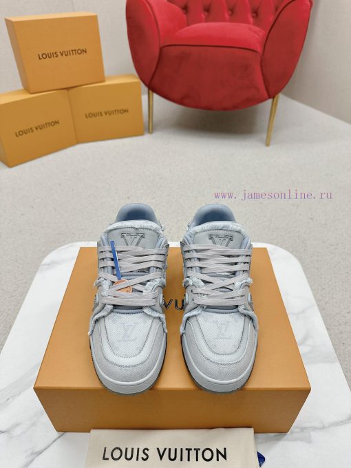 Craftsmanship and ingenuity in design. Welcome to compare LVTRAINER MAXI chubbdgb9wir7 - Image 2