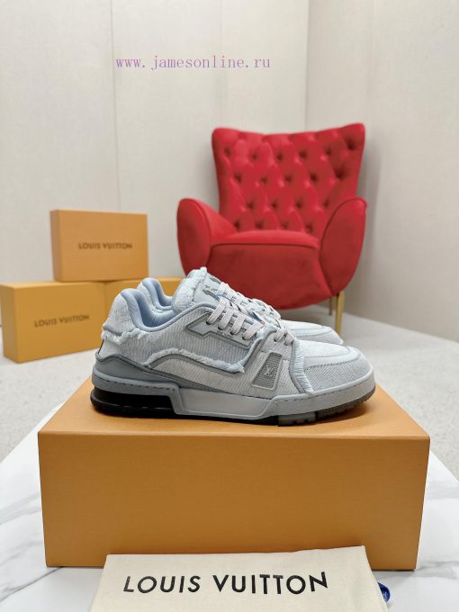 Craftsmanship and ingenuity in design. Welcome to compare LVTRAINER MAXI chubbdgb9wir7 - Image 3
