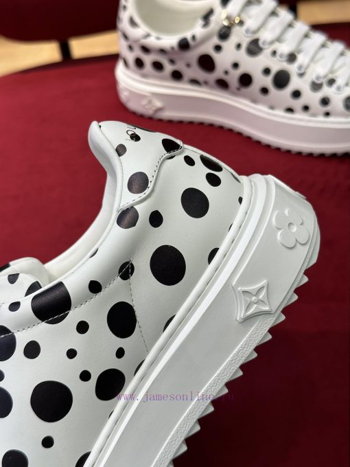 𝗟𝗼𝘂𝗶𝘀𝗩𝘂𝗶𝘁𝘁𝗼𝗻 | Donkey Sports SeriesThe latest design pattern on the shoe upper and the incremsi8iyb0 - Image 8