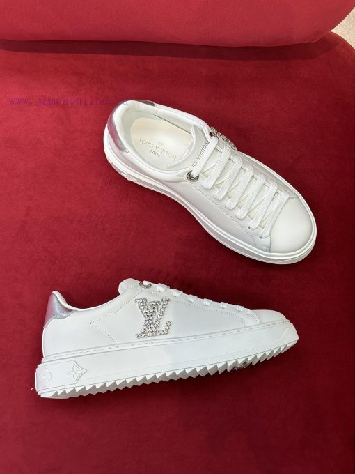 𝗟𝗼𝘂𝗶𝘀𝗩𝘂𝗶𝘁𝘁𝗼𝗻 | Donkey Sports SeriesThe latest design pattern on the shoe upper and the increqqbtq98i - Image 4