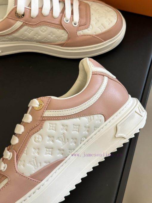 𝗟𝗼𝘂𝗶𝘀𝗩𝘂𝗶𝘁𝘁𝗼𝗻 | Donkey Sports SeriesThe latest design pattern on the shoe upper and the increx22gle1i - Image 8