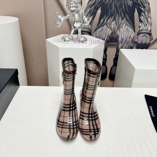 Top tierC * HANEL Chanel 24vs Summer Hot Rain Boots SeriesRound headed printed slope and raip97oc8y4
