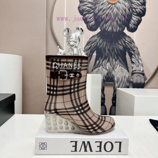 Top tierC * HANEL Chanel 24vs Summer Hot Rain Boots SeriesRound headed printed slope and raip97oc8y4 - Image 6