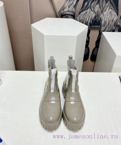 Top tierPrada 24vs Spring Latest Hot SeriesRound toe thick soled rain bootsNumerous internete6v2yn7h