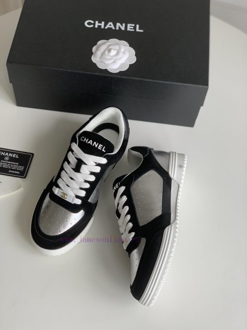 Chanel 24 Early Spring New Panda Board Shoes Full Leather SeriesChanel's new panda sneakers oftu1o4s - Image 5