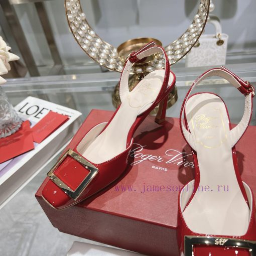Roger Vivier's new spring 2024 patent leather hollow sandalsShe can only be met but not sougar6rwgfh - Image 7