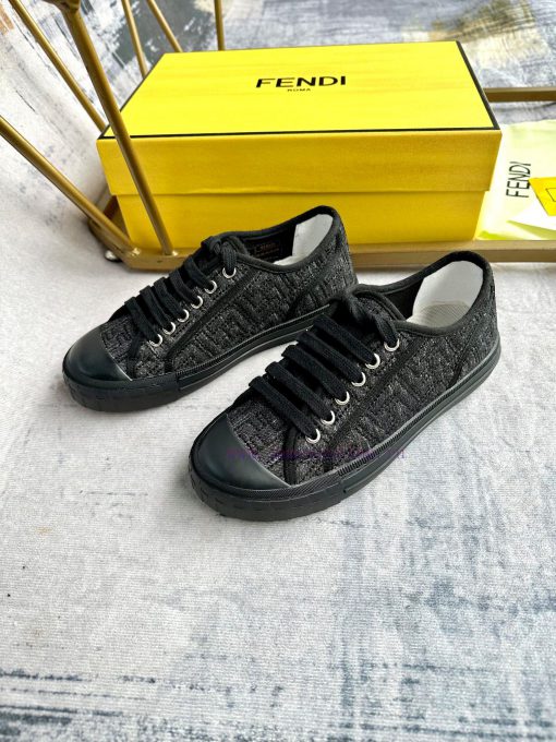 FENDI's latest bestseller, Domino series sports shoes, made of imitation black denim materia093lzsj4 - Image 3