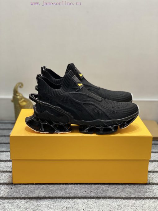 -Fendi's top purchasing agent for men's new products comes with original factory configurati7069uas4