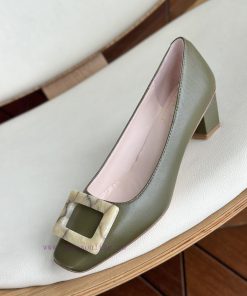 Dongguan produces high-quality products with amber buckle green leather,Amber buckle, as a swaw5149o