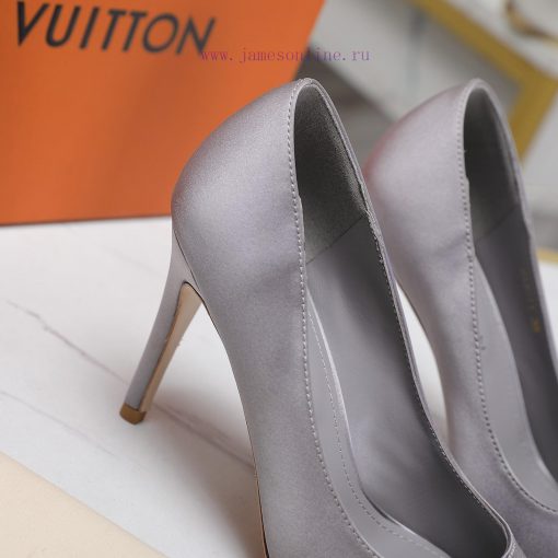 The mostThe latest ZG LV single shoe for 2024, this Urban Twist women's shoe, is a fashionabat5asoxz - Image 9