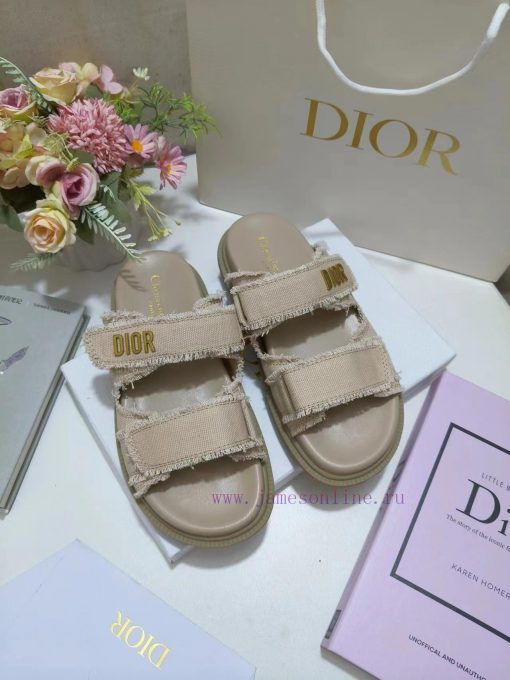 Apricot colored cotton canvas fabric Dioract cooler with tassel trim, stylish and modern withtjtiu9w
