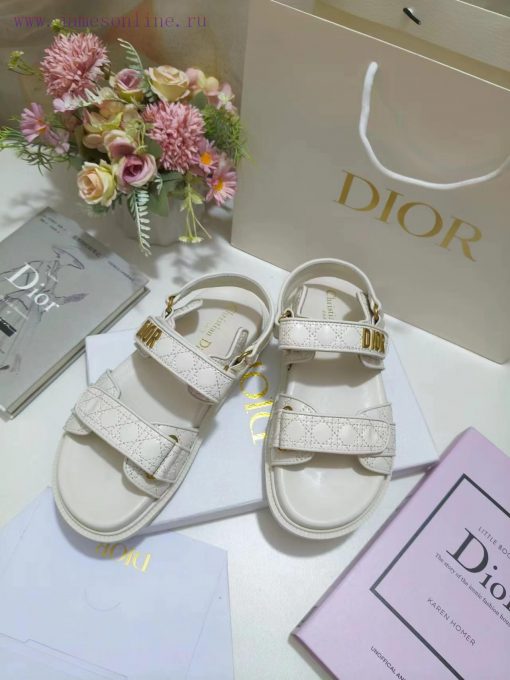The apricot cowhide Dioract sandals are adorned with a quilted effect rattan plaid pattern, nlin5l73 - Image 4