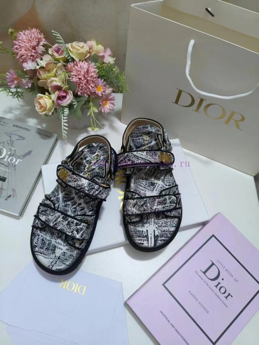The Dioract sandals made of cowhide leather are adorned with a quilted effect rattan patterndmc2b7lc - Image 4