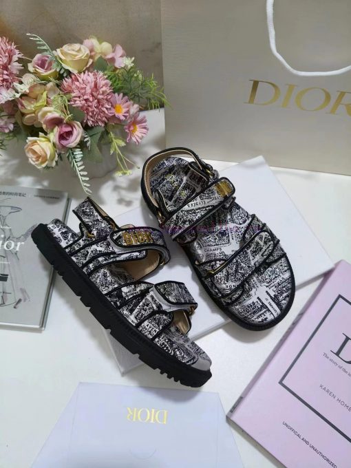 The Dioract sandals made of cowhide leather are adorned with a quilted effect rattan patterndmc2b7lc - Image 7