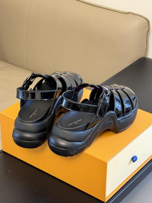Top qualityL... V Retro Sports Sandals New ProductLacquer leather upper, sheepskin lining, fvtvzlmde - Image 9