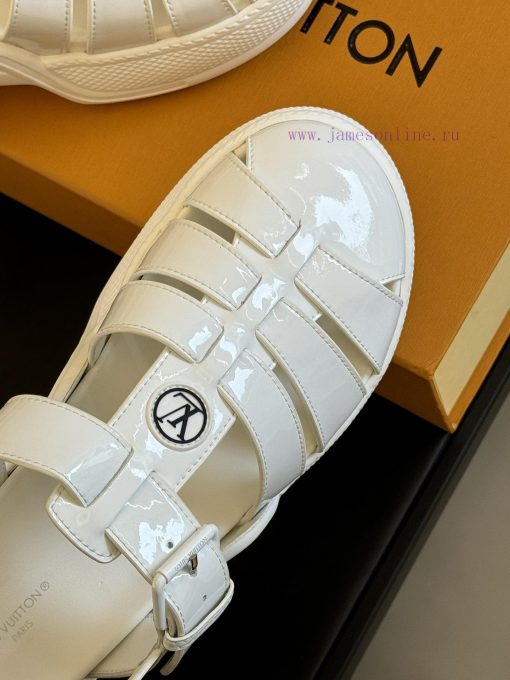 Top qualityL... V Retro Sports Sandals New ProductLacquer leather upper, sheepskin lining, fhenmlche - Image 8