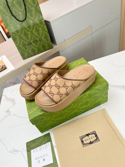 ️GUCCI2024 new limited edition top of the line Gucci ice cream thick soled slippers officialzqc5uawc - Image 2