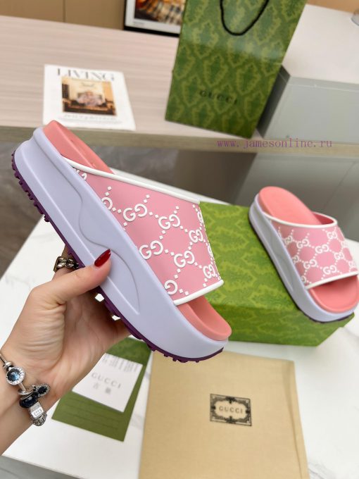 ️GUCCI2024 new limited edition top of the line Gucci ice cream thick soled slippers officialcvx6p5by - Image 6